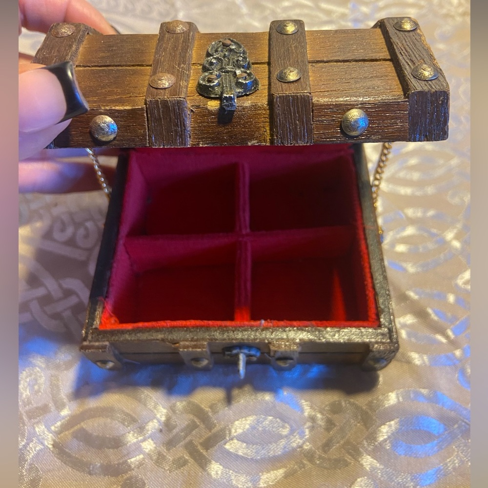 Vintage Wooden Pirate Chest Small Jewelry Box 💎